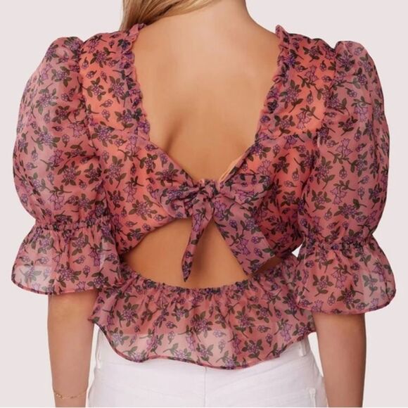 New, Lost + Wander Venus Rising Floral Print Puff Short Sleeve Peplum Top - Picture 11 of 13